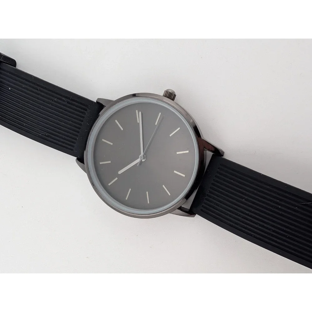 George Watch Men 40mm‎ Case Black Silicone Band- New Battery
